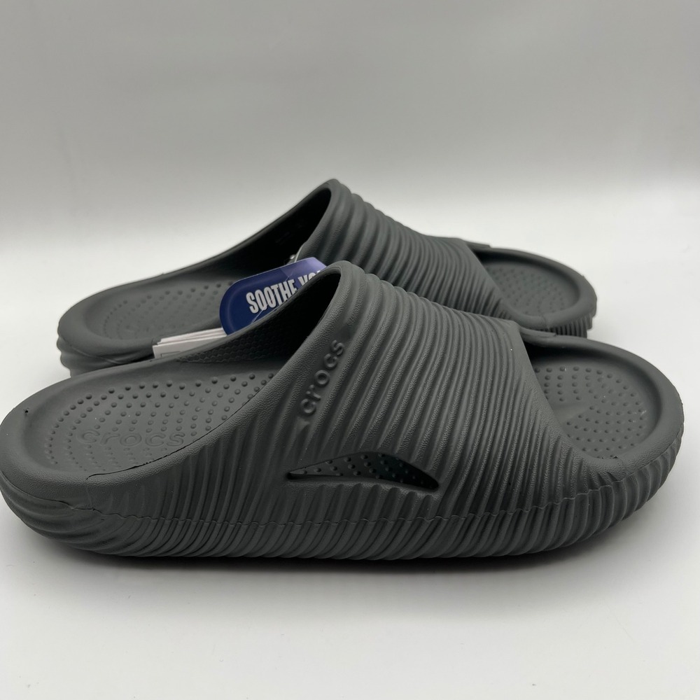 Crocs Mellow Tide Recovery Slide Mens 6 Womens 8 Dark Grey Wave Pattern Sandals